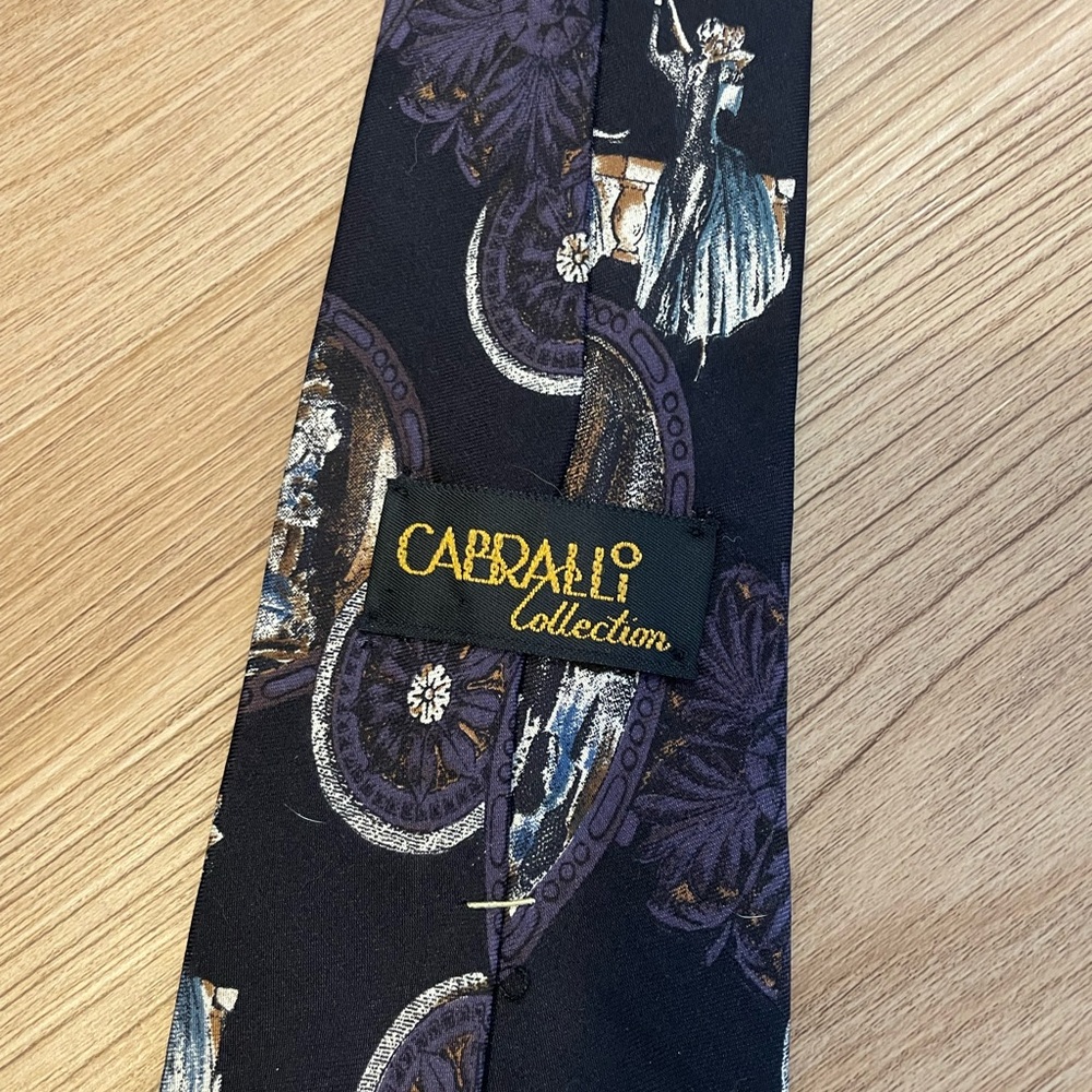 Vintage Cabrelli Collection All Silk Hand Sewn Victorian Carriage Scene Tie